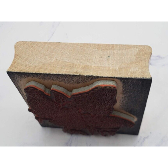 Embossing Arts Branch Of Lilacs Wood Mounted Rubber Stamp - Picture 5 of 8